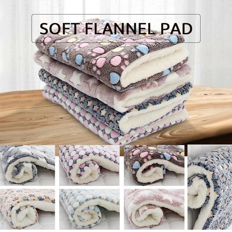 Soft Fleece Pet Blanket Mat for Dogs and Cats | Warm Double-Thick Flannel Non-Slip Washable Pad