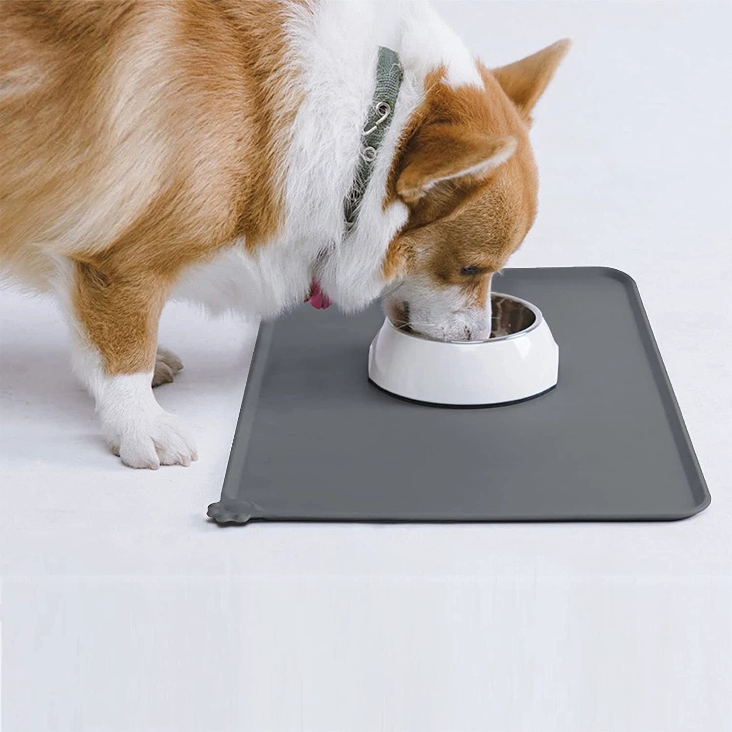 Silicone Pet Feeding Mat – Waterproof Non-Slip Food & Water Bowl Placement Tray for Dogs & Cats